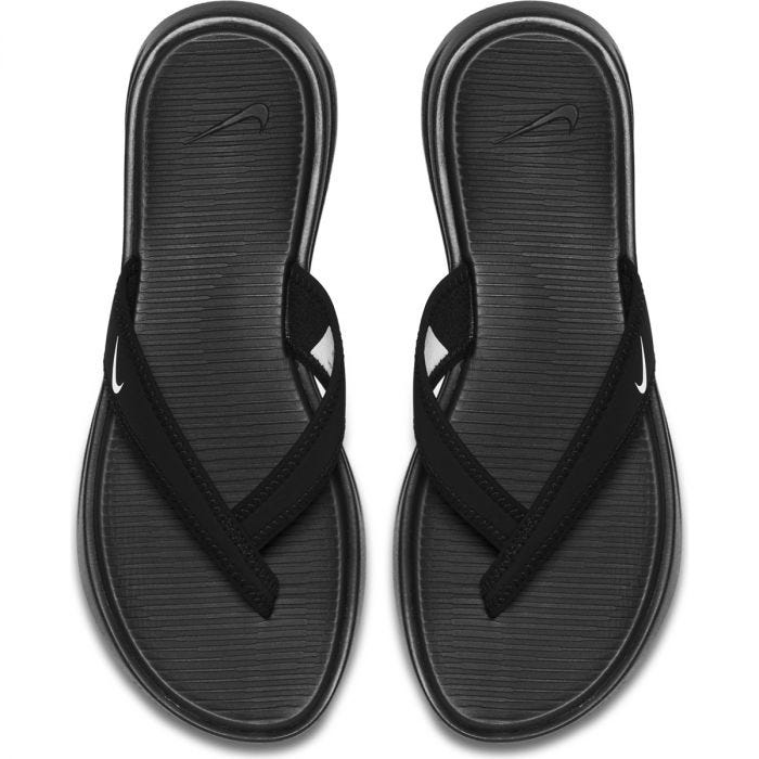 women's nike black and white flip flops